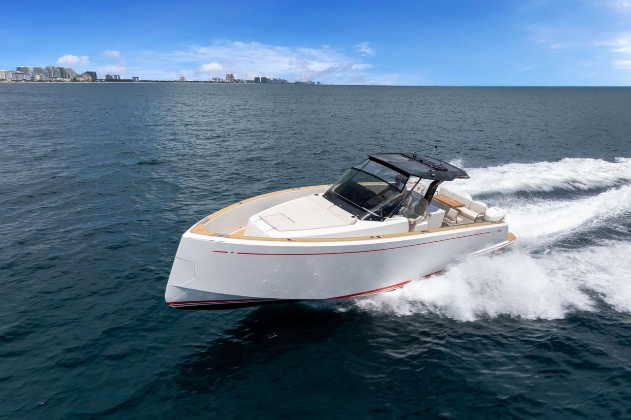 2021 Pardo Yachts 38 — photo 1 of 1
