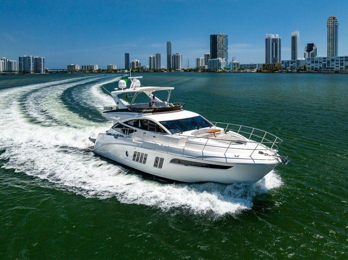 2016 Sea Ray L650 Fly “Thinks It’s His” in Miami, Florida