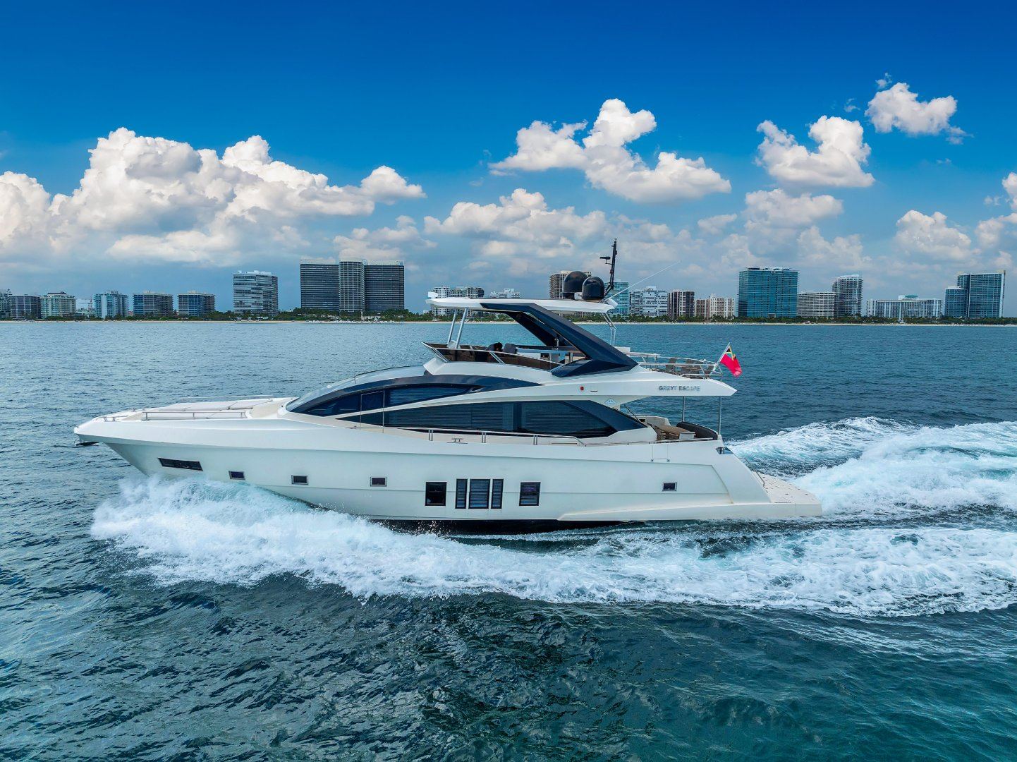 2013 Astondoa 72 GLX Greyt Escape in Miami